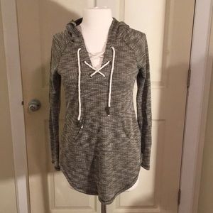 Knit hoodie in olive and white!